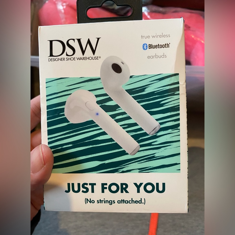 New, never used wireless ear buds.